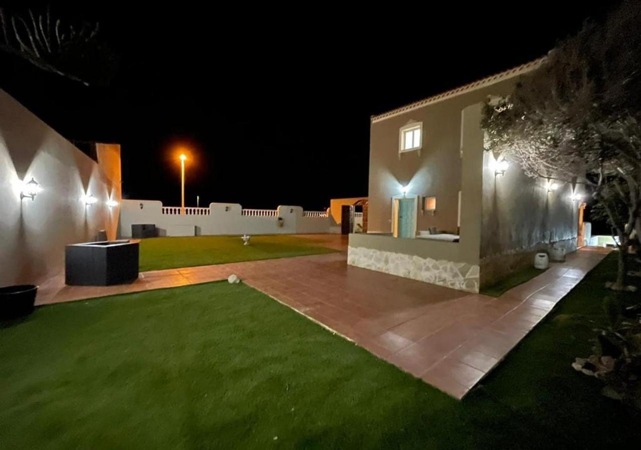 Amazing View El Medano Villa In With Jacuzzi المظهر الخارجي الصورة